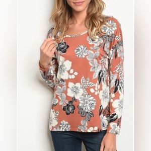 📂 Long Sleeve Floral Top